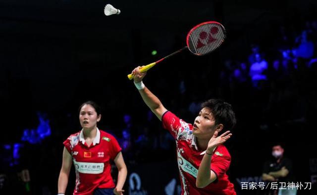 丹麦队翻盘日本队，黄鸭组合点燃赛场